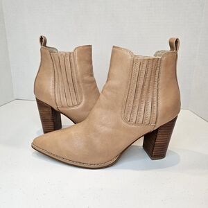 Oasis Society Boots Women's Size 9 Tan Leather High Heel Slip On Pointed Toe